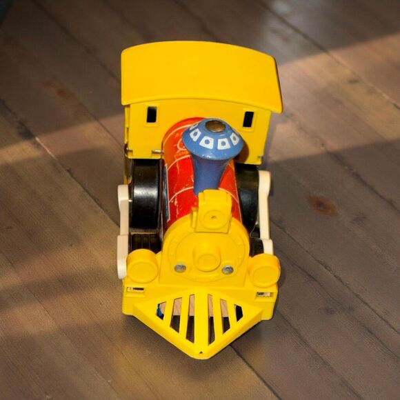 Vintage 1964 Fisher Price TOOT TOOT TRAIN #643 Wood & Plastic Pull Toy - Picture 3 of 7